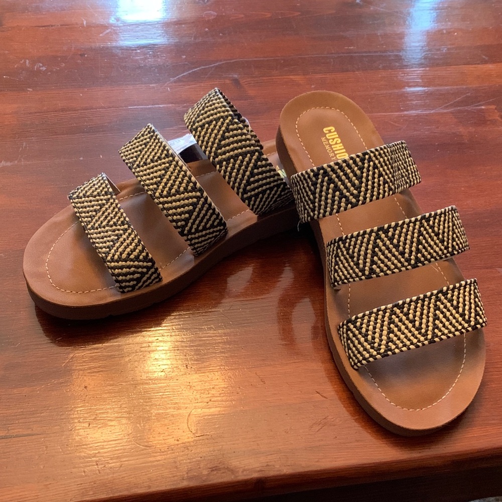 Stylish Black and Tan Sandals